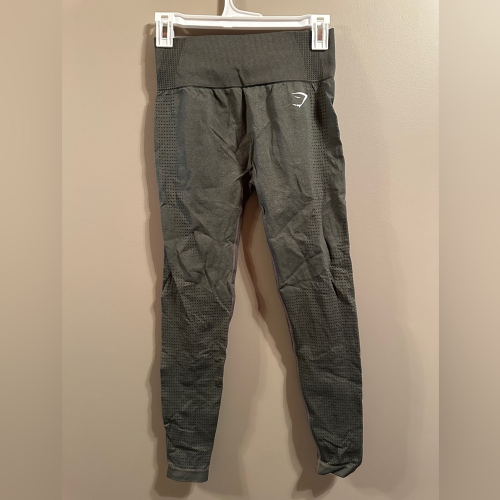 Green Gymshark leggings